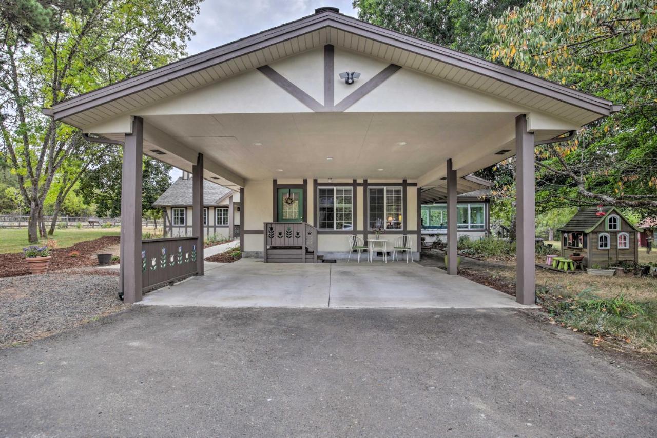 Cozy Cottage On Flower Farm With Baker Creek Views! McMinnville Luaran gambar