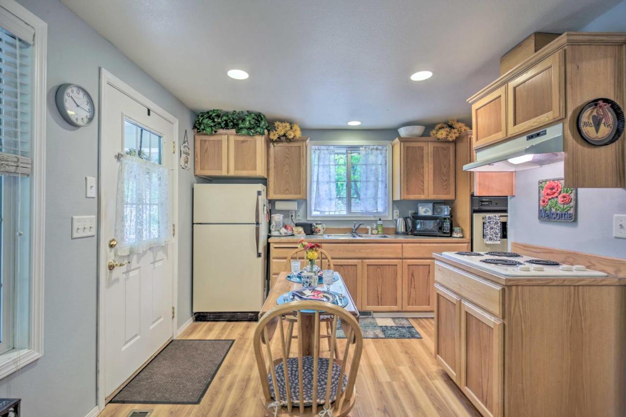 Cozy Cottage On Flower Farm With Baker Creek Views! McMinnville Luaran gambar