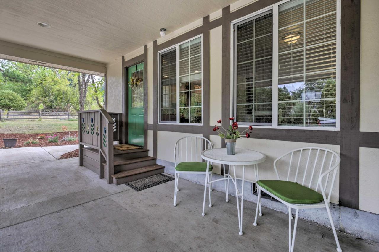 Cozy Cottage On Flower Farm With Baker Creek Views! McMinnville Luaran gambar
